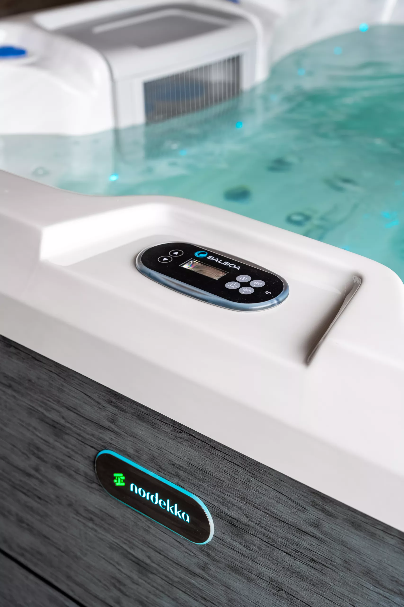 Jacuzzi ogrodowe Nordekka M-3550A 5 osobowe, 38 dysz, 2 leżanki - Image 4